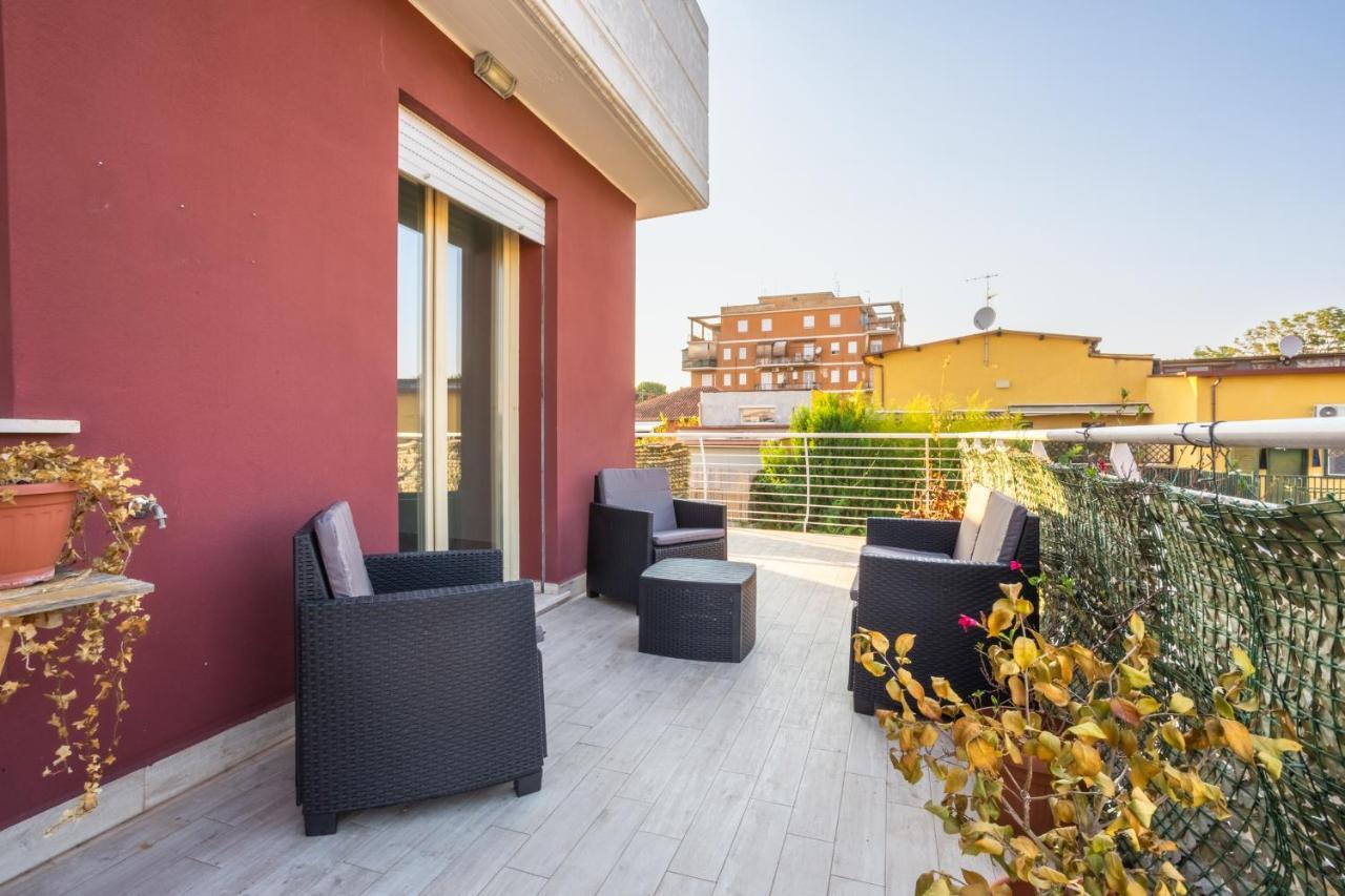 Apartmán Urban Retreat -Private Parking+Terrace Řím Exteriér fotografie