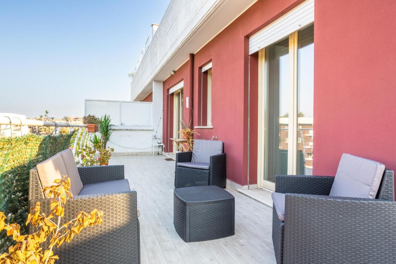 Apartmán Urban Retreat -Private Parking+Terrace Řím Exteriér fotografie